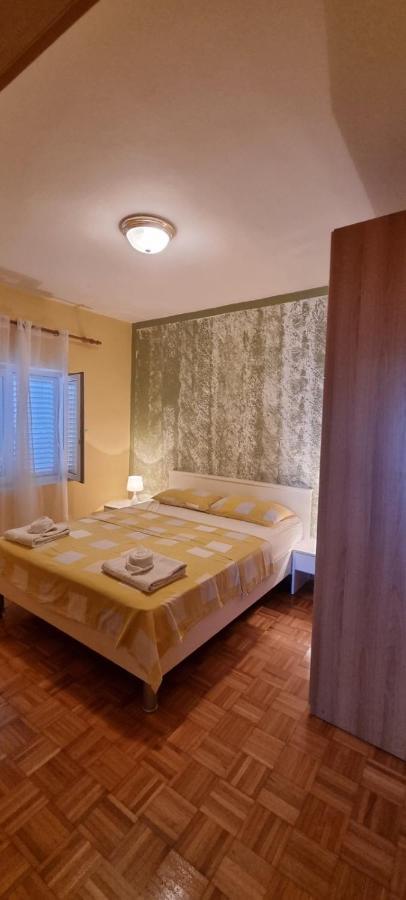 Apartman "Cvita" Драге Экстерьер фото